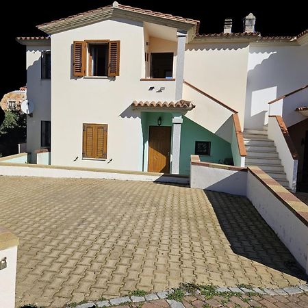 Casa Nostra تانايونيلا المظهر الخارجي الصورة